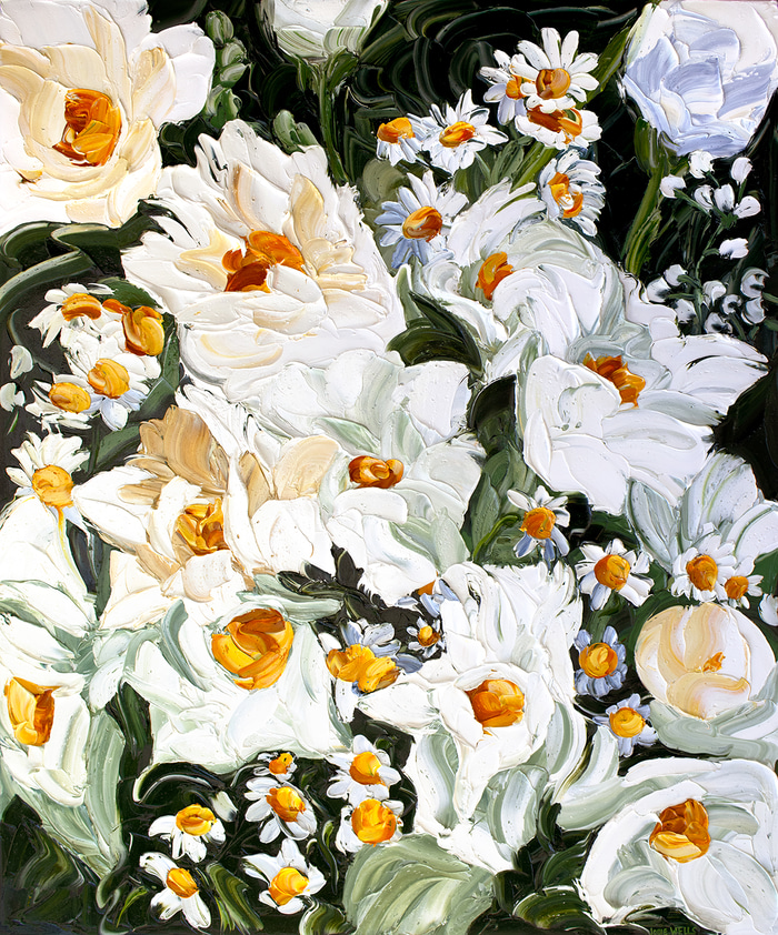 Bush Roses and Daisy Bouquet by Jodie Wells | Lethbridge Gallery
